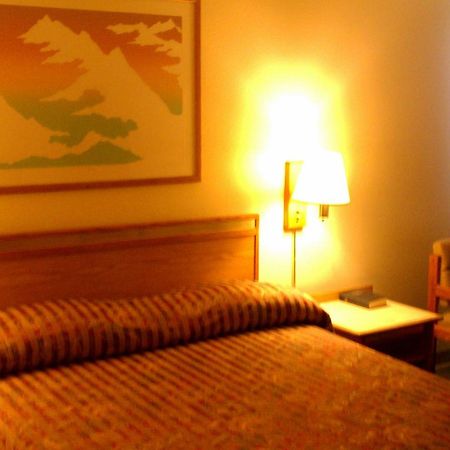 Colorado River Value Inn Буллхед-Сити Экстерьер фото